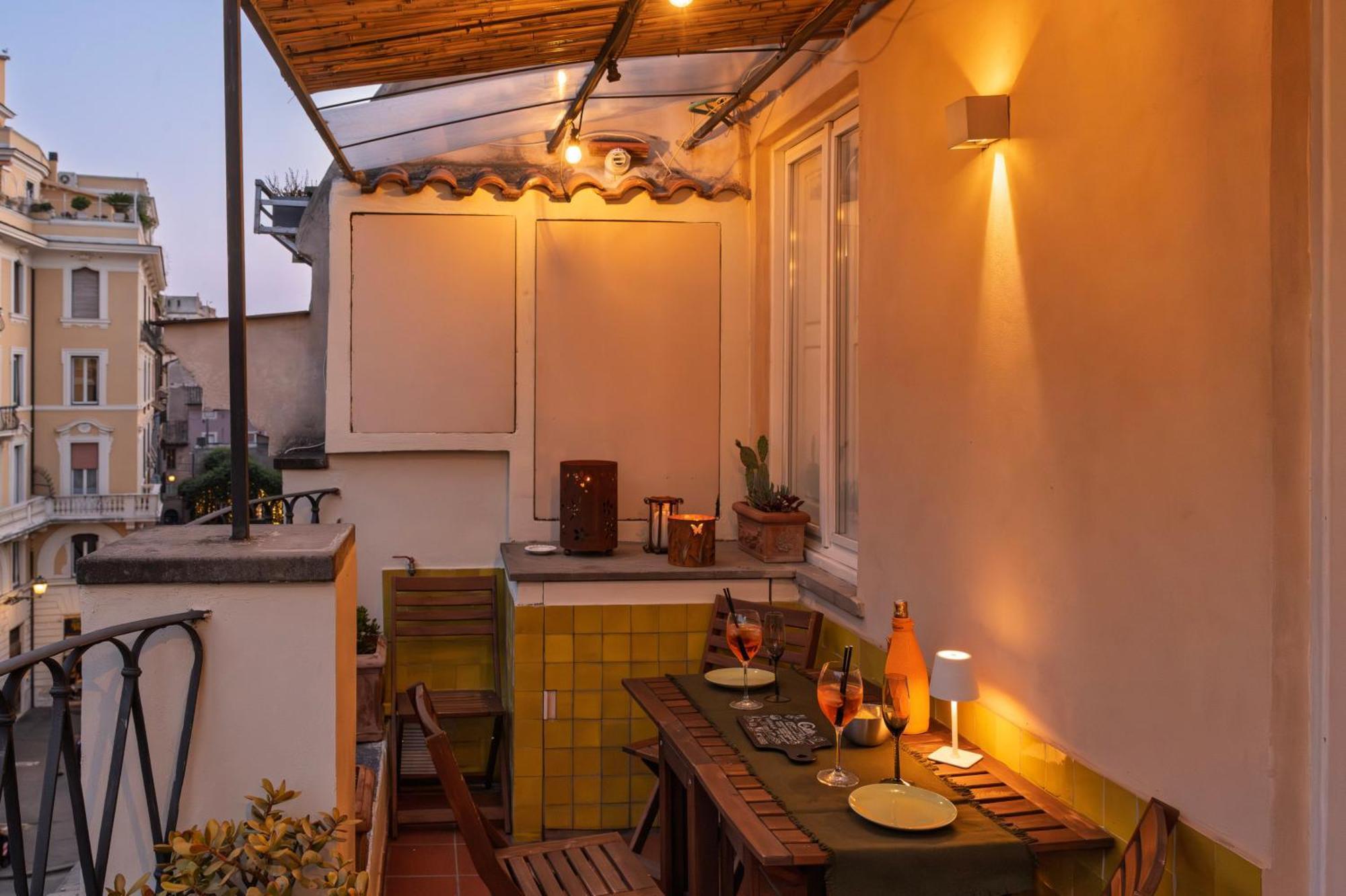 Giulia's House, Monti *